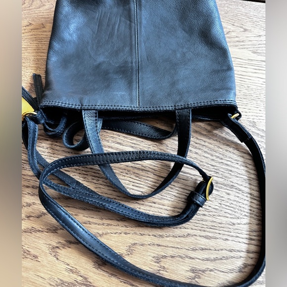 Margot New York Pebbled Leather Minimalist Tote Bag Black - Picture 8 of 13